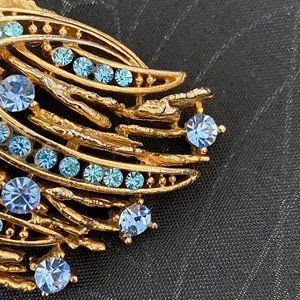 Lisner Rhinestone Brooch